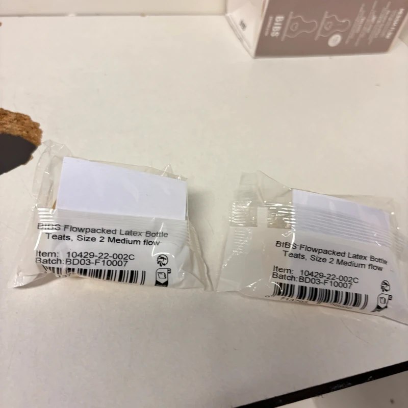 2 szt. Smoczki do butelki Bibs - kauczukowe, średni przepływ - obrazek 4