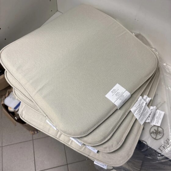 4x Poduszka na siedzisko Race Leaf Memory Foam 40,5x40,5 cm szara