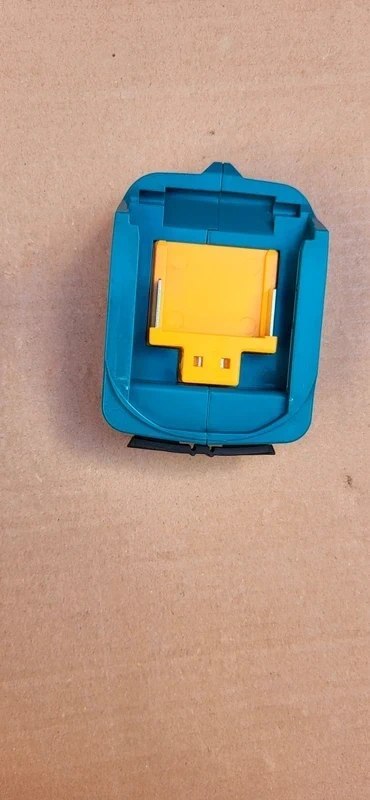 ADP05 | Adapter USB 5V z 2 portami 2.1A - obrazek 2