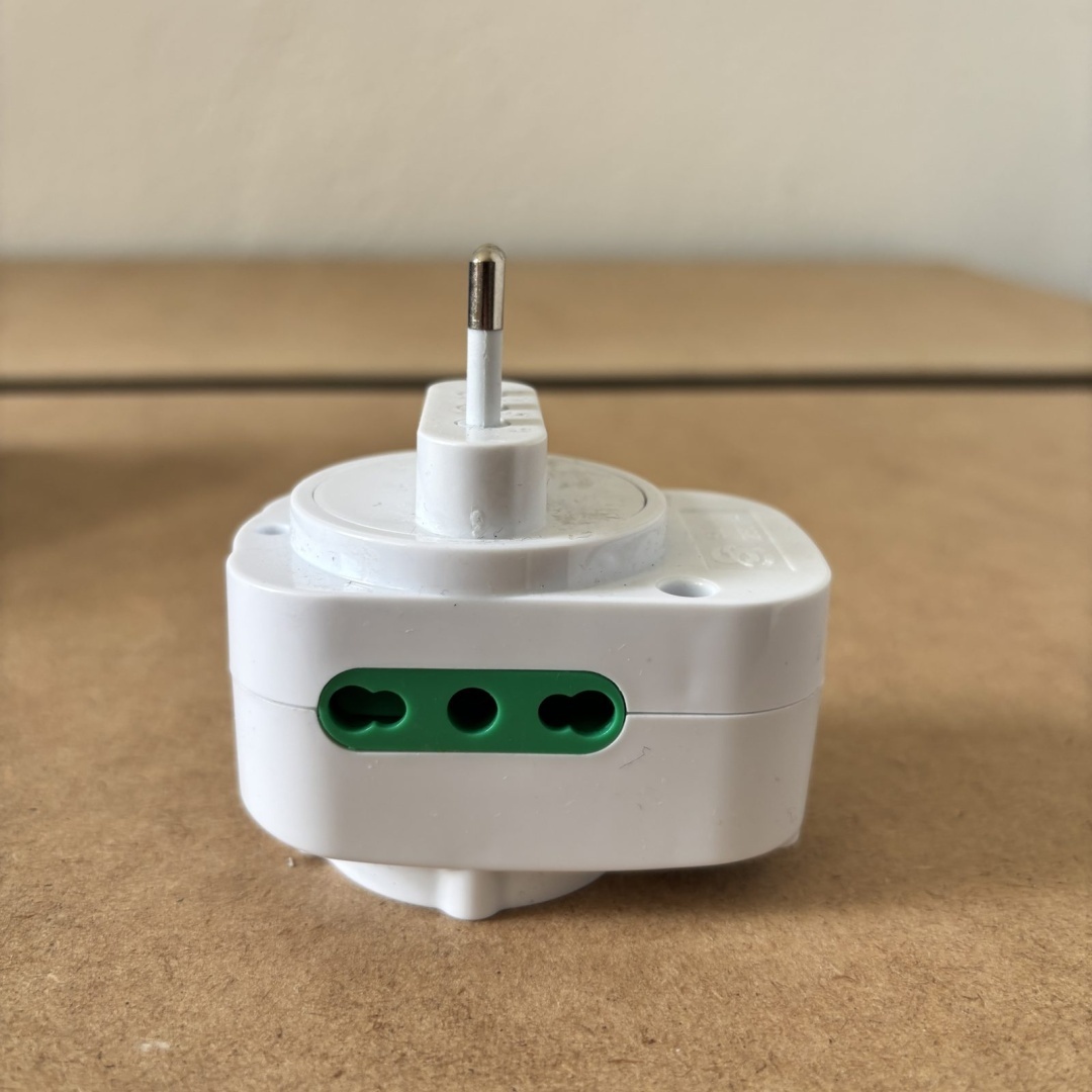 Adapter wtyczkowy Extrostor XSL-1080 10/16 A biały - obrazek 2