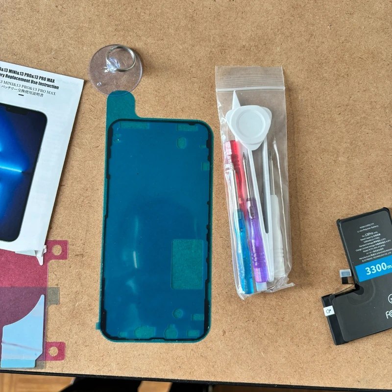 Akumulator 3300 mAh do iPhone 13 Pro z narzędziami EPS-IP13PRO - obrazek 2