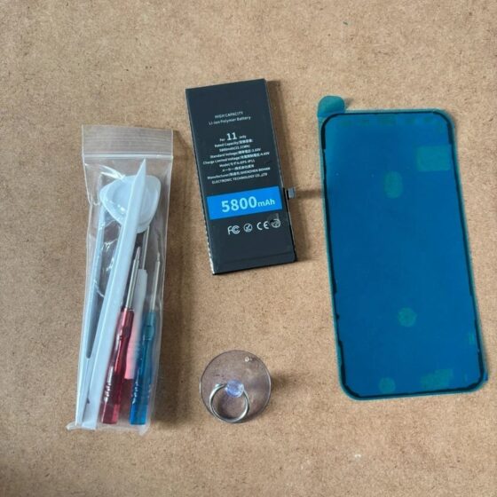 Akumulator 5800 mAh do iPhone 11 z narzędziami Eps-IP11