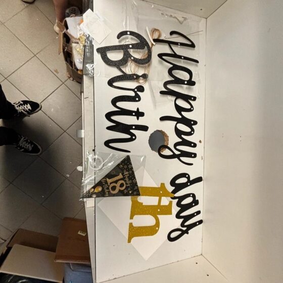 Baner urodzinowy Happy 18th Birthday - czarno-złoty