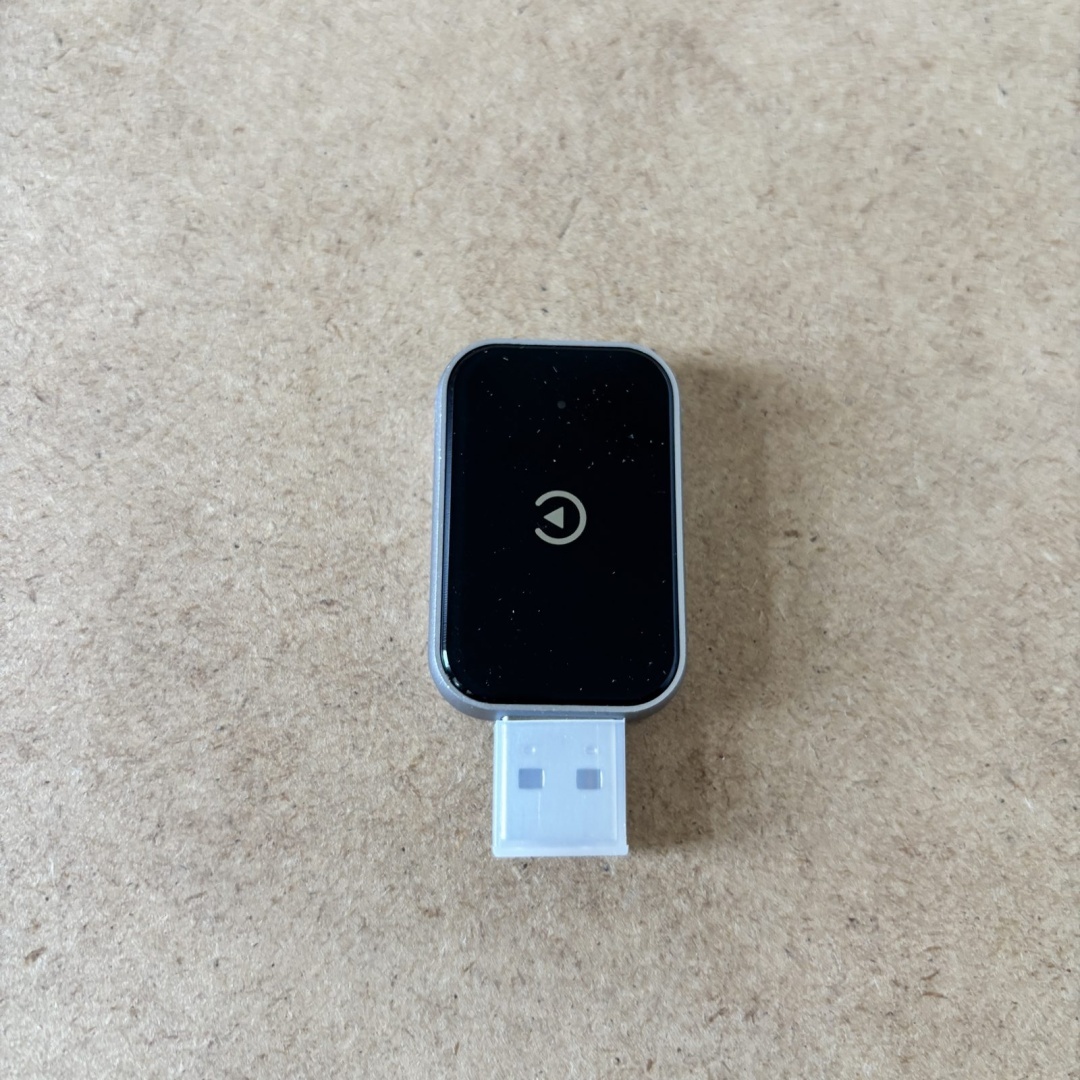 Bezprzewodowy adapter CarPlay USB AIZEO SYY03 - kompaktowy dongle - obrazek 2