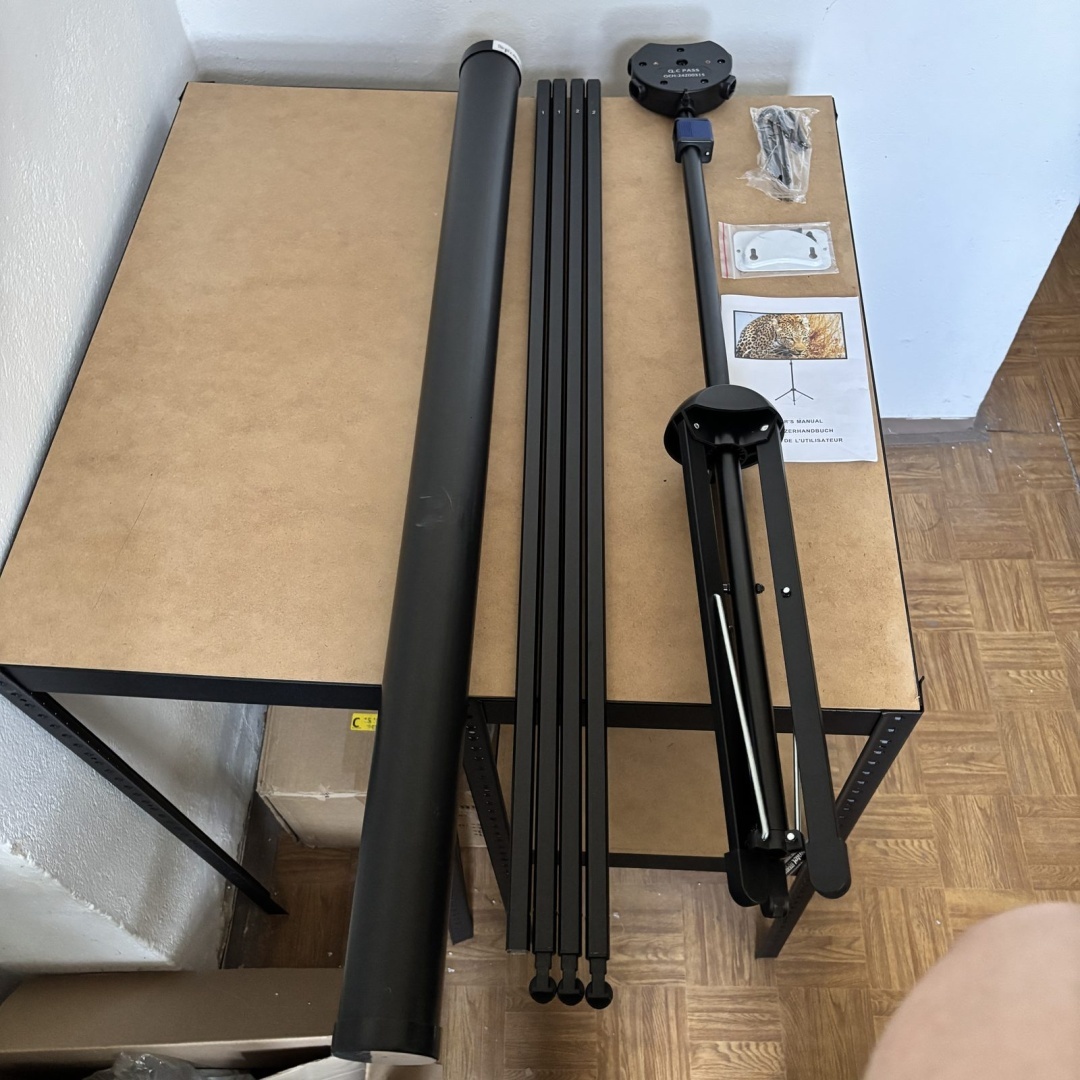 Ekran projekcyjny Excelimage 80 cali na statywie - obrazek 3