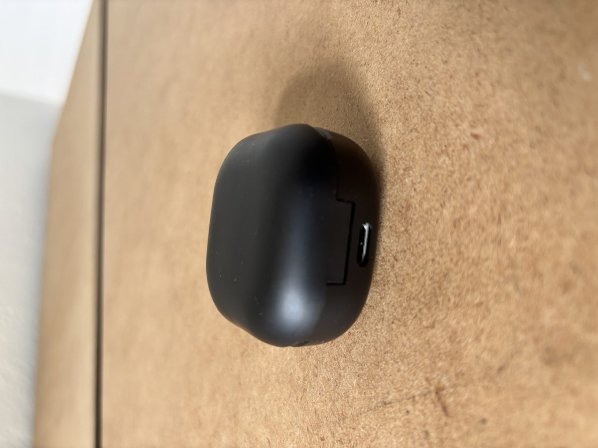 Etui ładujące do słuchawek Galaxy Buds Series z akcesoriami - obrazek 2