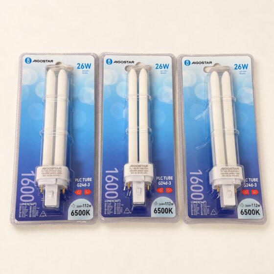 Zestaw 3 lamp Aigostar PLC G24d-3 na jasnym tle.
