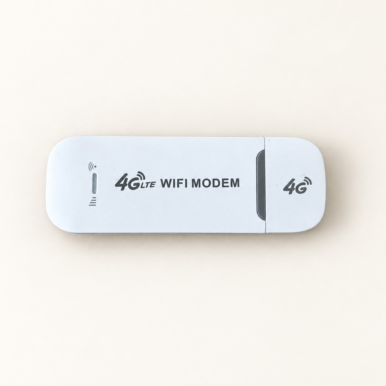 Biały dongle 4G LTE Wi-Fi na kremowym tle.
