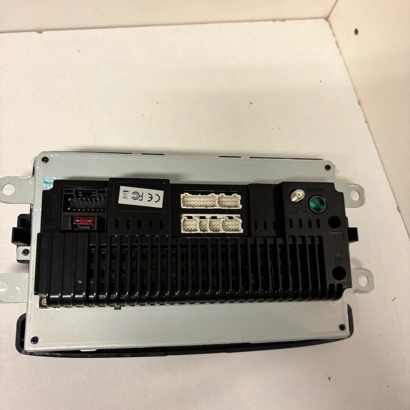 Inefala Radio samochodowe 2G+64G Android 15 Dacia 9" - obrazek 3