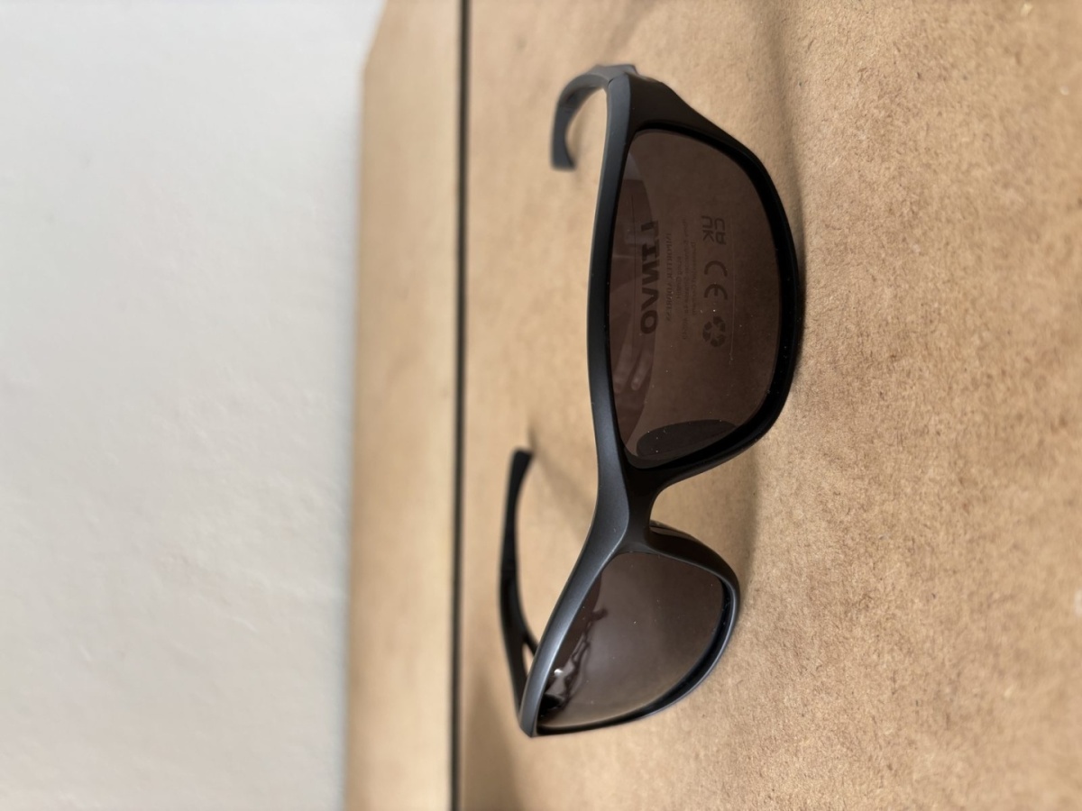 Linvo okulary sportowe z etui i paskiem - obrazek 2
