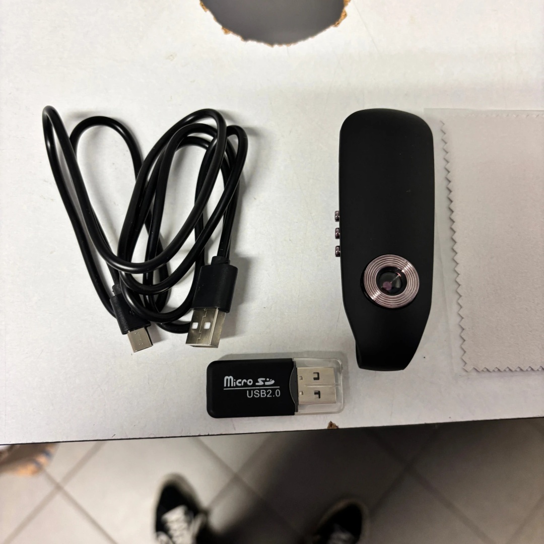 Mini kamera osobista Full HD 1080P z klipsem i magnesem