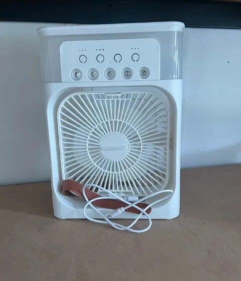 Nawilżacz Powietrza 3w1 Mini Klimatyzator USB LED