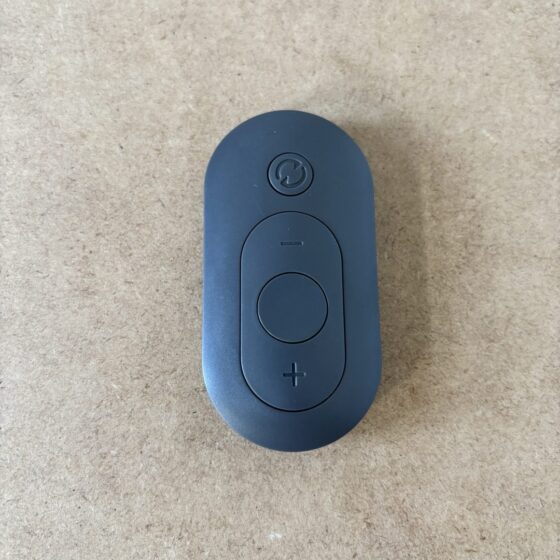 Pilot Bluetooth do sterowania multimediami