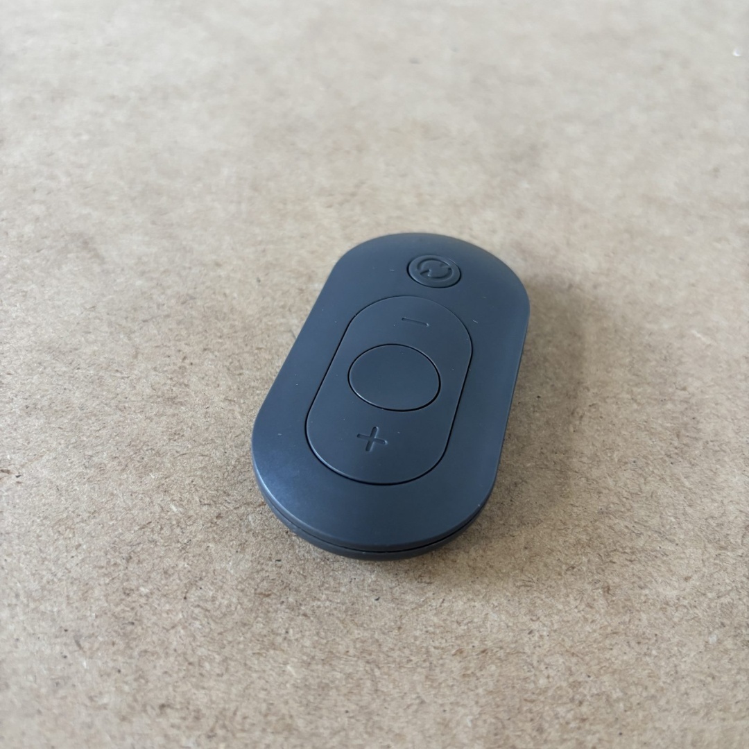 Pilot Bluetooth do sterowania multimediami - obrazek 2