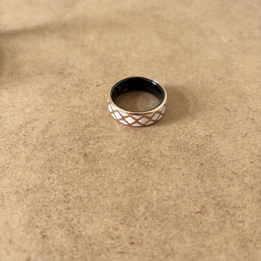 Smart ring z etui ładującym - obrazek 2