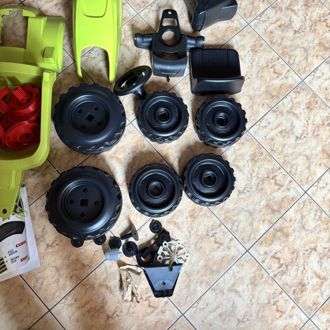 Smoby Claas Farmer XL 710114 - traktor na pedały z przyczepą - obrazek 2