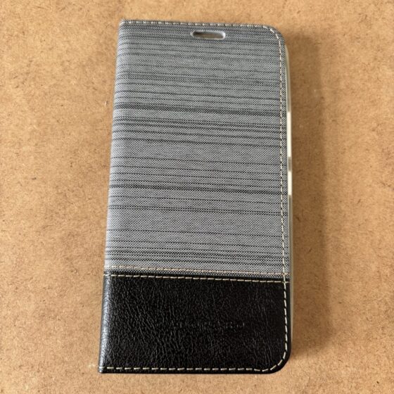 Szare etui-portfel do telefonu - model do ustalenia