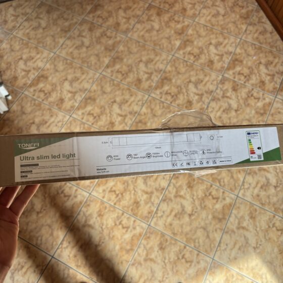 TONFFI Ultra slim LED 60W 7000lm 154 cm IP65