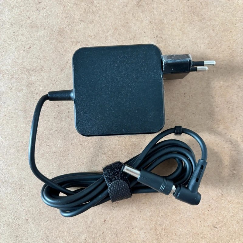 Whsteleni zasilacz laptopowy 45 W 19 V 2,37 A - obrazek 2