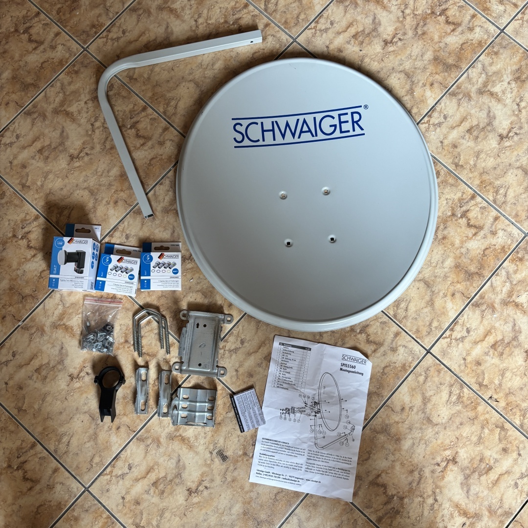 Zestaw anteny satelitarnej SCHWAIGER SPI5556D (talerz + Twin LNB + F + uchwyty)